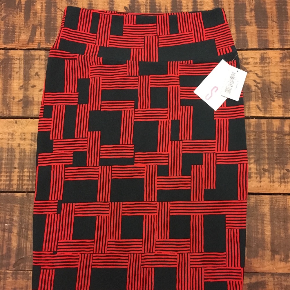 LulaRoe Cassie
